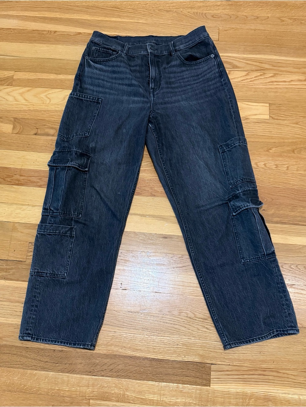 American Eagle Super High Rise Baggy Straight Cargo Jeans Black Wash 10 Short - Picture 7 of 11